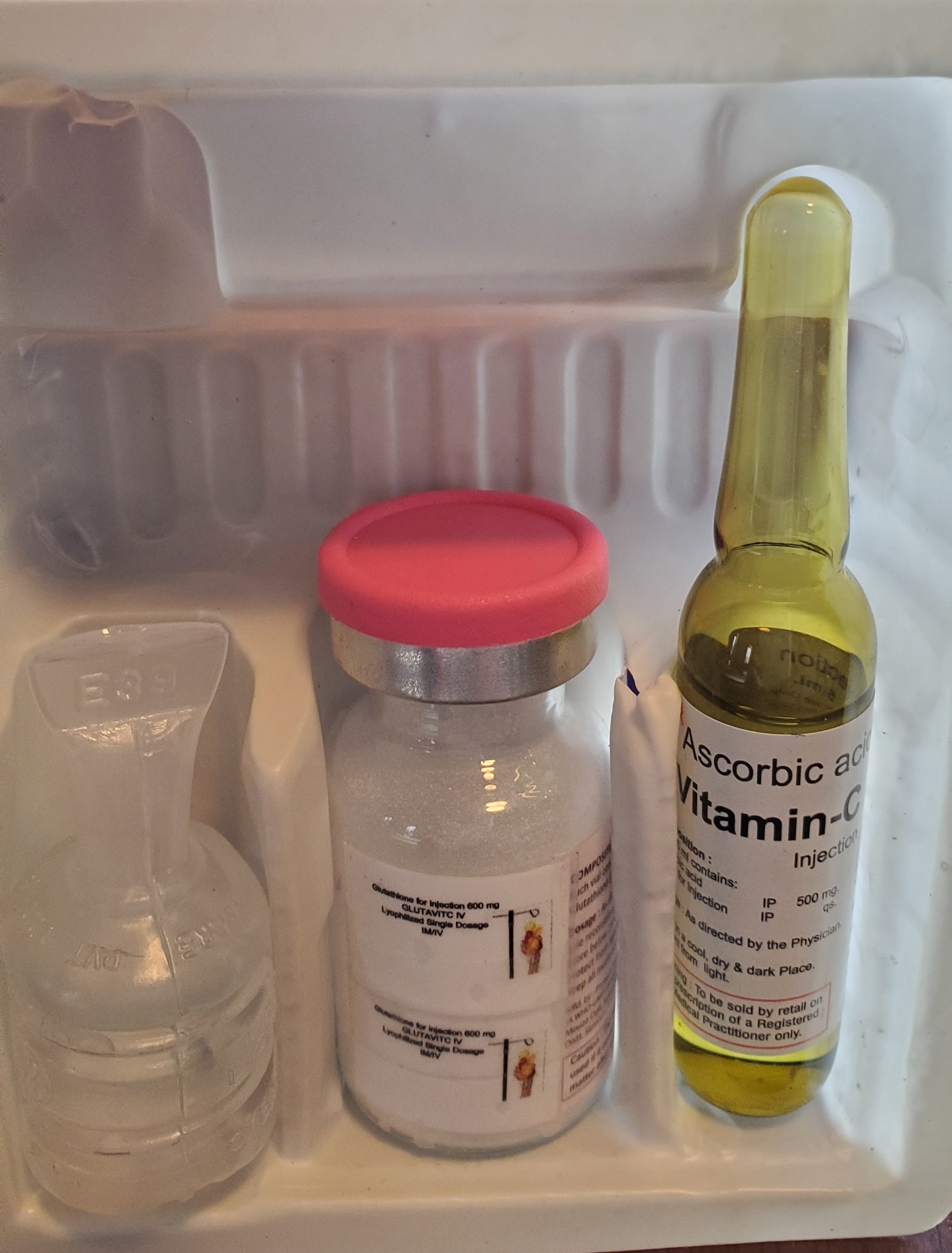 BACK DECEMBER 5TH #1 Selling Skin Treatment for Natural Skin Whitening Results Naturalistics GLUTAVITC IV/IM 1100mg Naturalistics