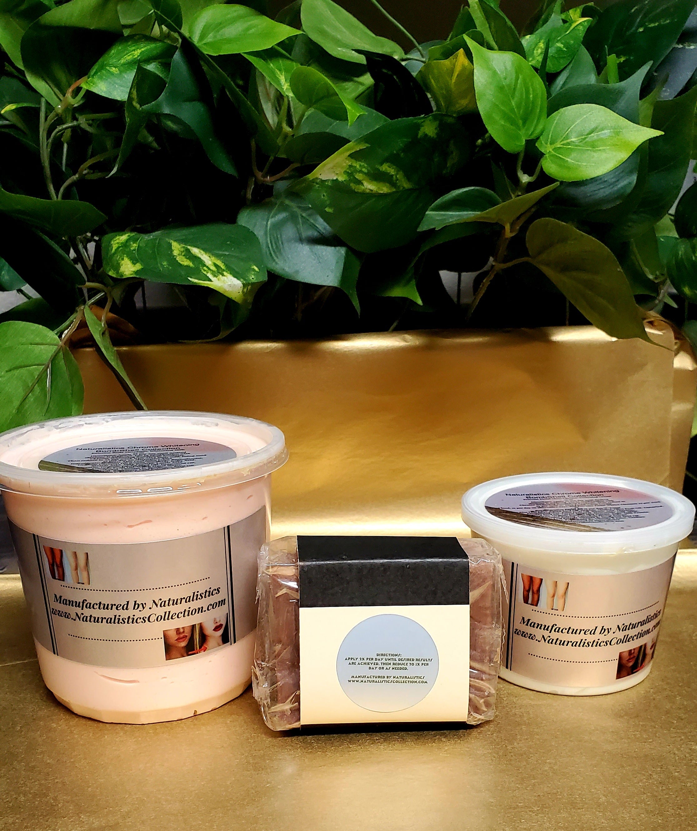 Naturalistics Chrome Whitening BombShell Fast Action w/Extreme Exfoliation 3 piece Kit Naturalistics